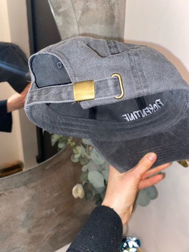 Kšiltovka VIRULENT & FLORENTINE